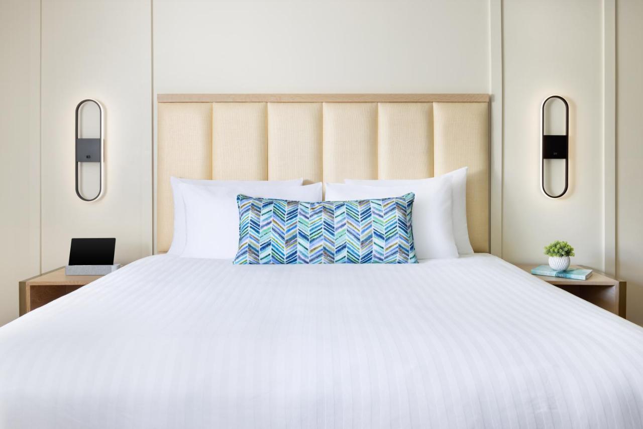 The Anza-a Hotel Calabasas
