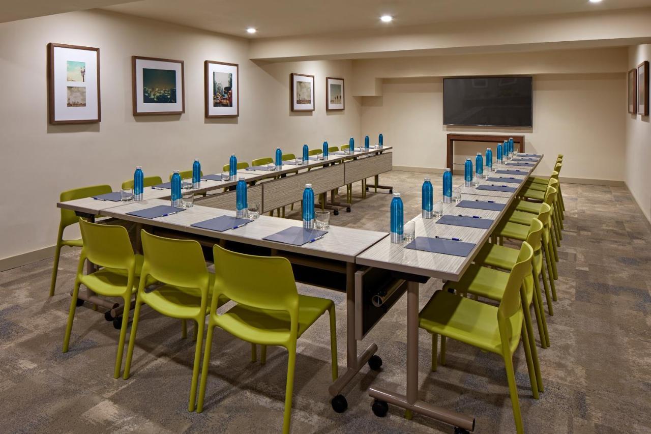 The Anza-a Hotel Calabasas